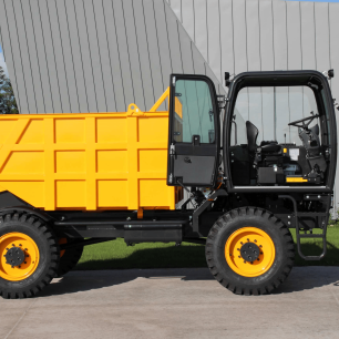 Dumper DP120 DIECI vu du côté droit sur un terrain